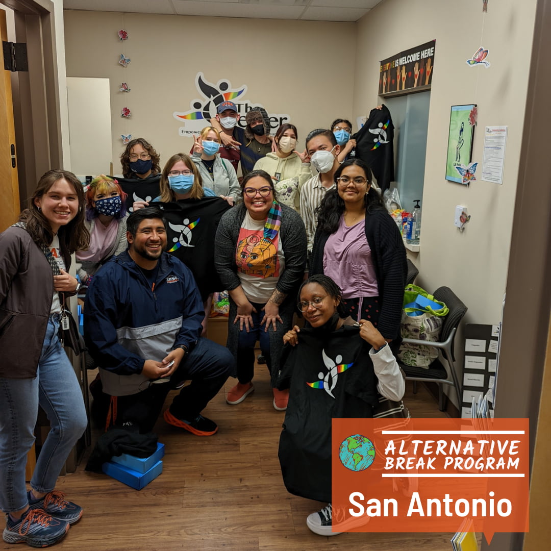 UTSA students give back to communities through spring break program